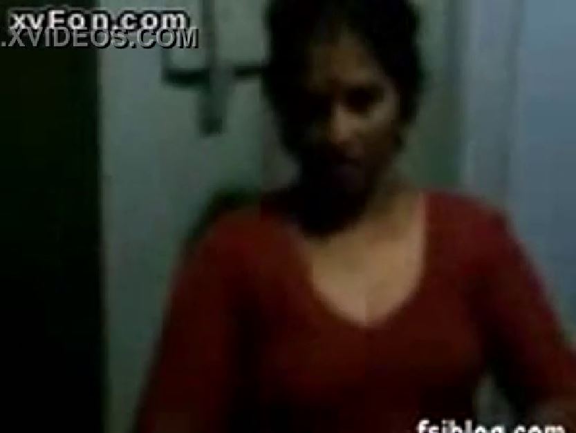 Tamil Village Aunty Sex Dress Change - Madurai aunty big boobs kanbithu dress change panum videos - tamil xxx