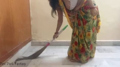 Young maid aunty pool oombi matter panum full sex