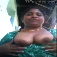 முகிலக்கா முலை வீடியோவில் முனக வைத்தாள்