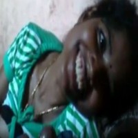 வெட்கம் கொண்ட தங்கையிற்கு பூல் உம்பல் சாக்லேட்